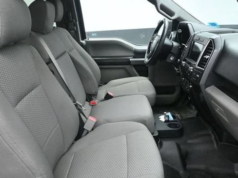 Used 2016 Ford F150 XLT w/ Equipment Group 302A Luxury AWD/4WD image 13