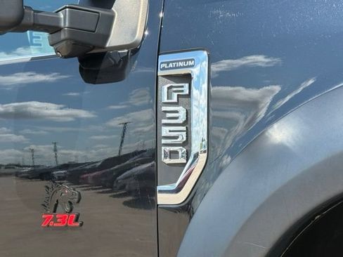 Used 2022 Ford F350 Platinum w/ Tremor Off-Road Package AWD/4WD image 9
