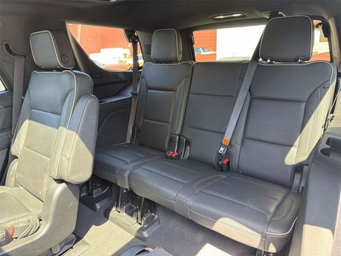 Used 2022 Chevrolet Tahoe Premier AWD/4WD image 42
