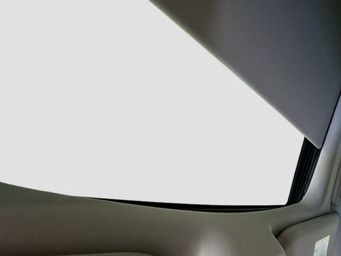 Used 2025 Ford Expedition Max Active image 27