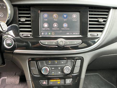 Used 2022 Buick Encore Preferred w/ Safety Package AWD/4WD image 17