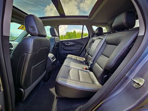 Used 2021 GMC Terrain SLT w/ Infotainment Package II AWD/4WD image 33