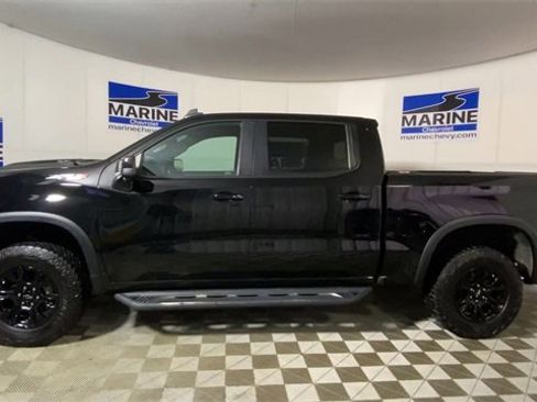 Used 2023 Chevrolet Silverado 1500 ZR2 w/ Technology Package image 7