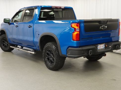 Used 2023 Chevrolet Silverado 1500 ZR2 w/ ZR2 Bison Edition AWD/4WD image 5