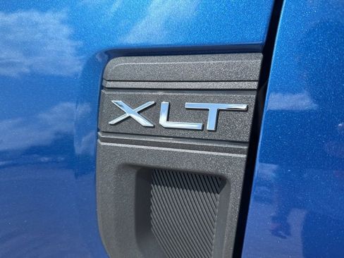 Used 2024 Ford Maverick XLT w/ XLT Luxury Package AWD/4WD image 3