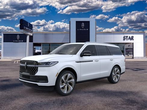 New 2026 Lincoln Navigator Black Label AWD/4WD image 1