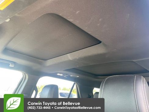 Used 2018 Ford Explorer Limited w/ Equipment Group 301A AWD/4WD image 25