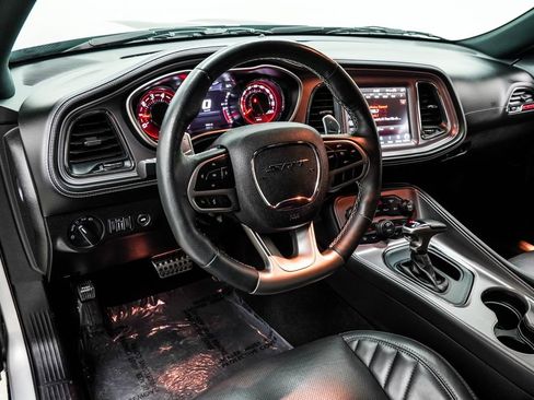 Used 2023 Dodge Challenger SRT Hellcat RWD image 18