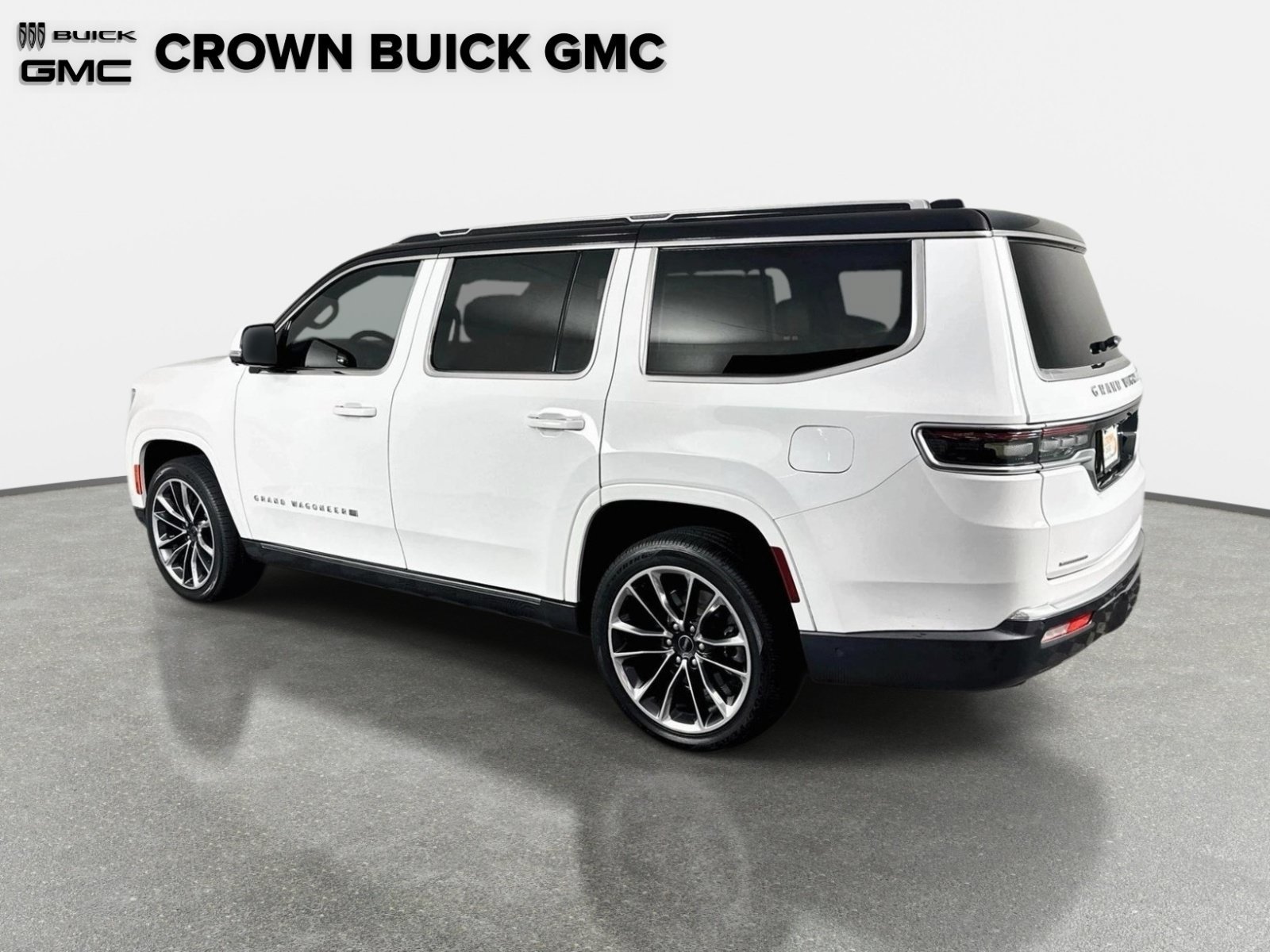 Used 2022 Jeep Grand Wagoneer Series I AWD/4WD image 7