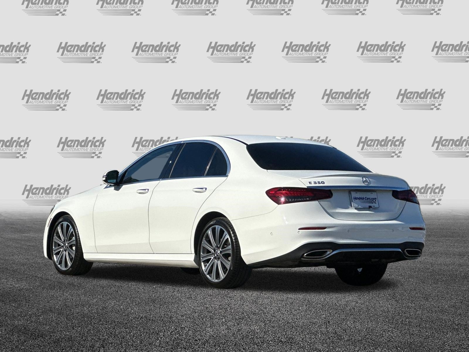 Used 2023 Mercedes-Benz E 350 Sedan image 7