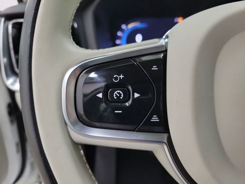 Used 2024 Volvo S60 T8 Plus image 23