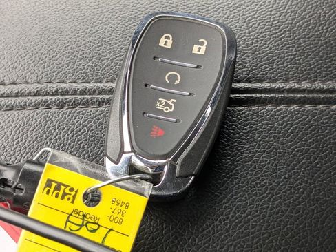 Used 2025 Chevrolet Malibu LT image 26