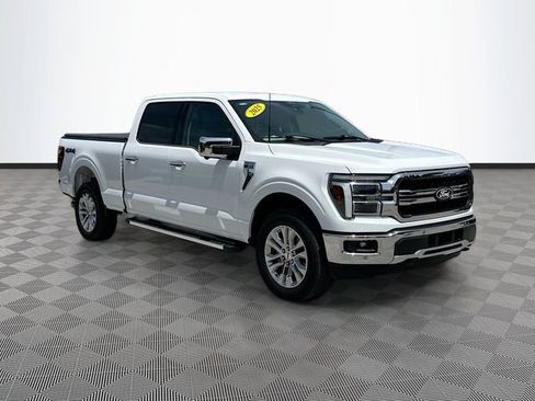 Used 2025 Ford F150 Lariat w/ Equipment Group 501A Mid AWD/4WD image 3