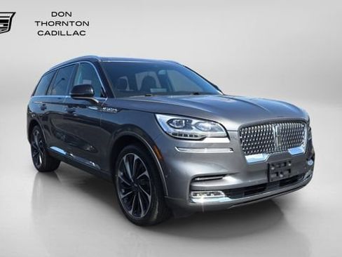 Used 2023 Lincoln Aviator Reserve w/ Equipment Group 201A AWD/4WD image 7
