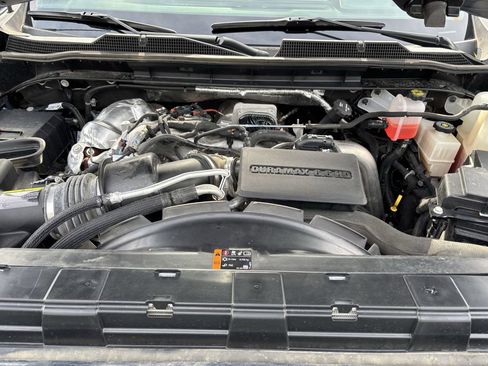 Used 2024 Chevrolet Silverado 2500 LTZ w/ LTZ Convenience Package image 27