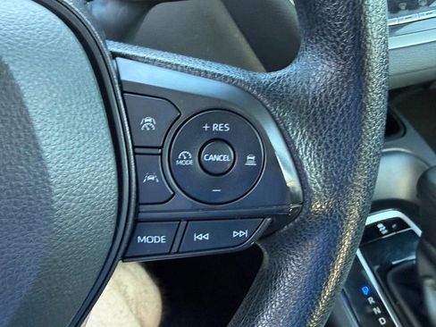 Used 2024 Toyota Corolla LE image 16