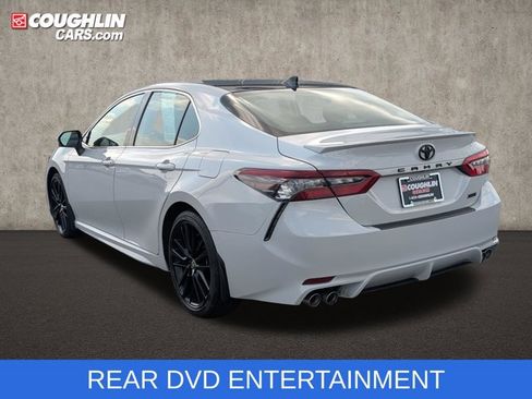 Used 2024 Toyota Camry XSE FWD image 6