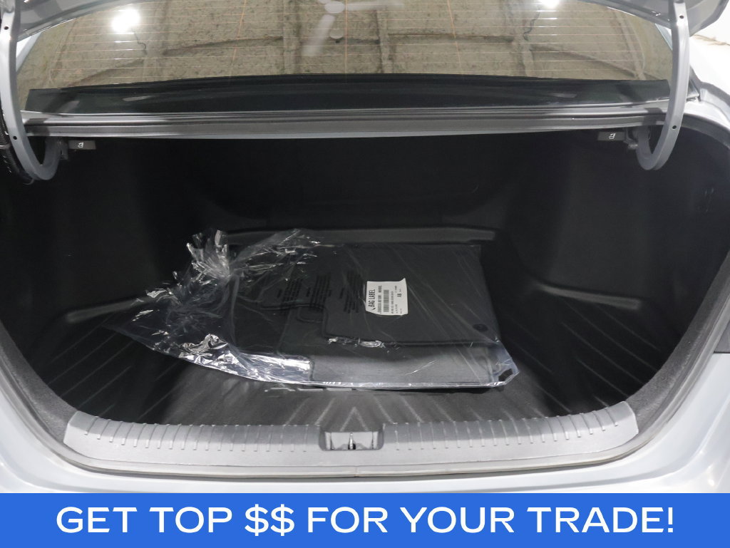 Used 2024 Honda Accord Sport image 4