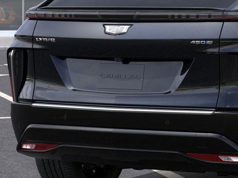 New 2026 Cadillac Lyriq Luxury image 14