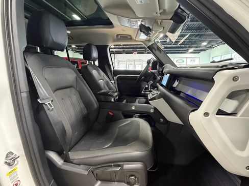 Used 2020 Land Rover Defender 110 S AWD/4WD image 8