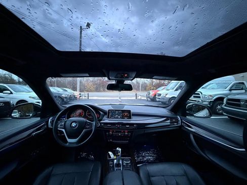 Used 2017 BMW X5 xDrive40e image 10