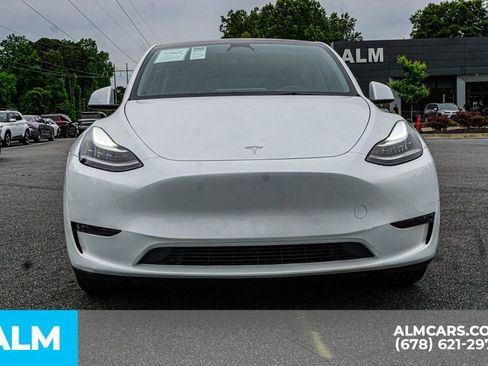 Used 2023 Tesla Model Y Long Range AWD/4WD image 10