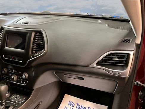 Used 2021 Jeep Cherokee Latitude image 26