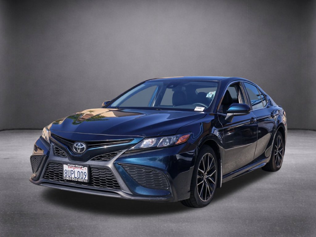Used 2021 Toyota Camry SE FWD image 9