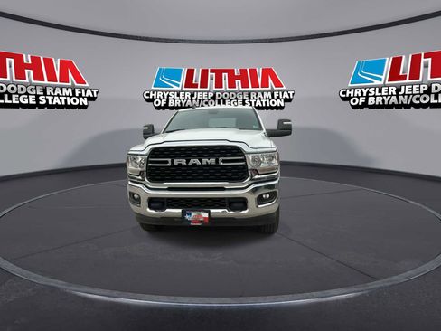 Used 2024 RAM 2500 Big Horn w/ Bed Utility Group image 3