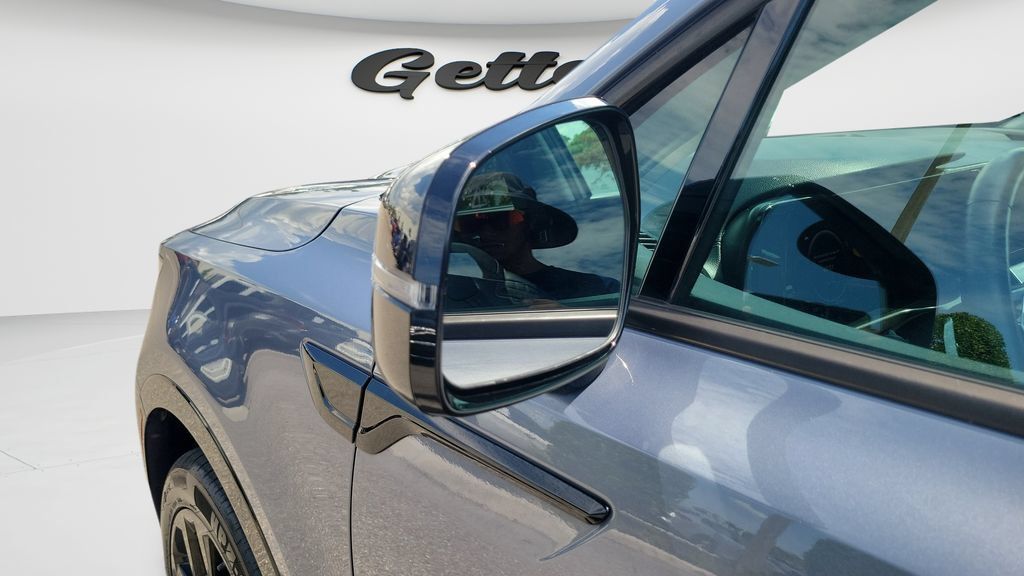 Used 2023 Kia Sorento SX AWD/4WD image 28