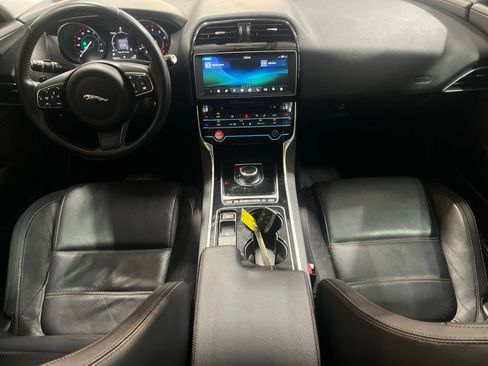Used 2017 Jaguar XE Prestige RWD image 20