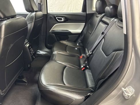 Used 2022 Jeep Compass Limited w/ Sun and Sound Group image 13
