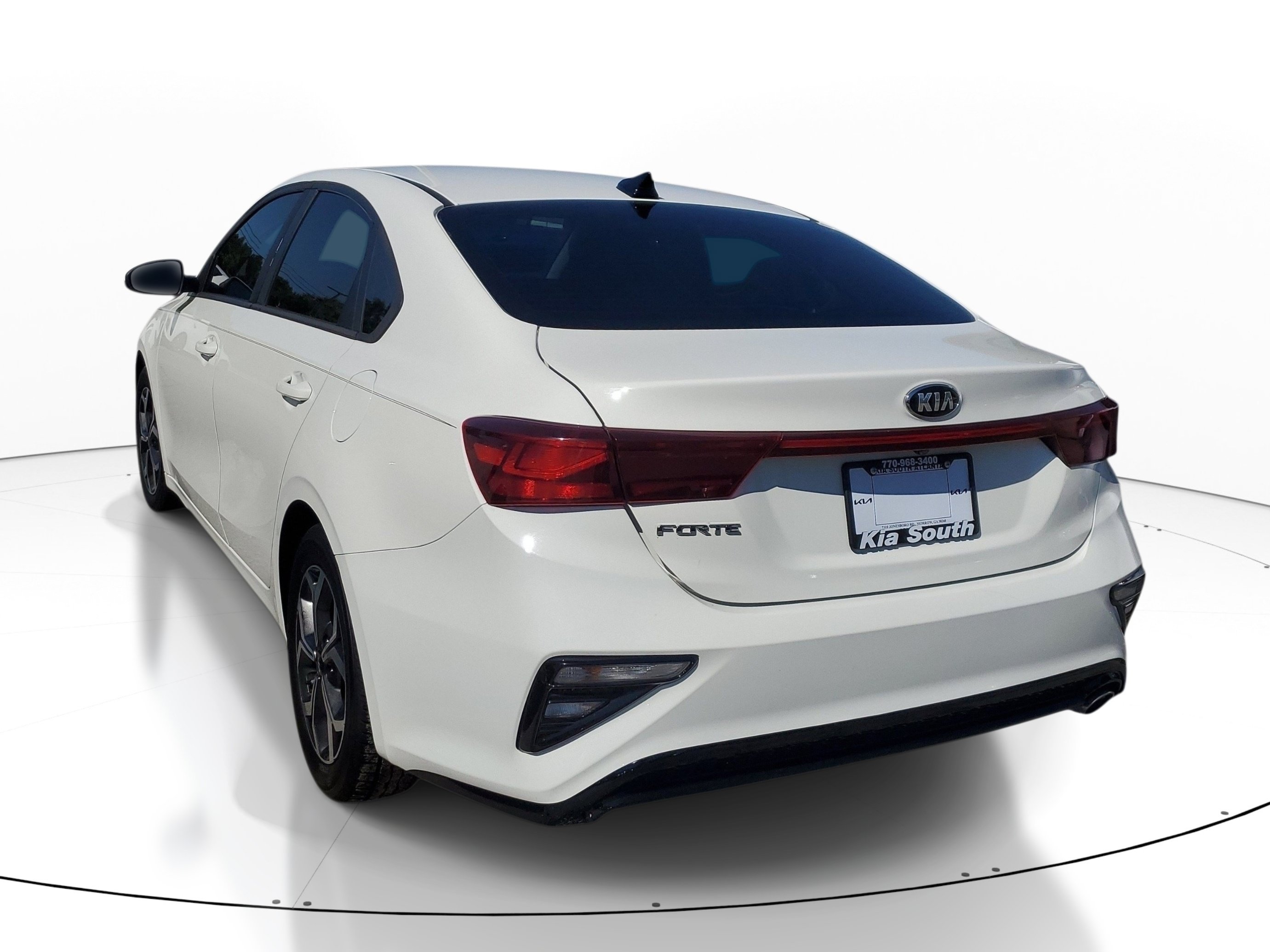 Used 2020 Kia Forte LXS FWD image 4