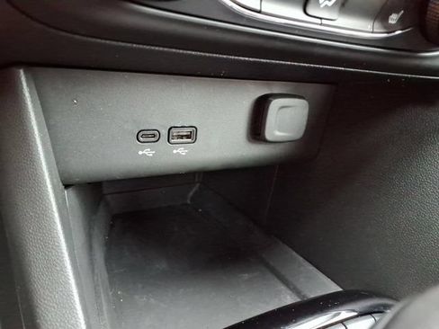 Used 2025 Buick Encore GX Preferred w/ Comfort Package FWD image 26