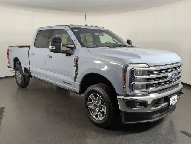 Used 2026 Ford F350 Lariat w/ Lariat Ultimate Package AWD/4WD image 2