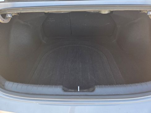Used 2024 Hyundai Elantra Limited FWD image 22