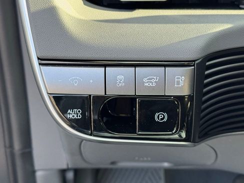 New 2025 Hyundai Ioniq 5 SEL image 30
