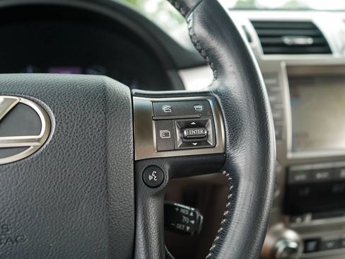 Used 2019 Lexus GX 460 w/ Navigation Package AWD/4WD image 32