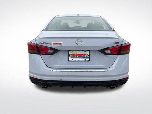 Certified 2023 Nissan Altima 2.5 SR image 43