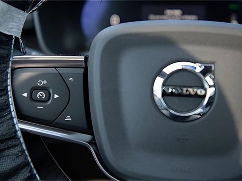 New 2024 Volvo C40 P8 Recharge Plus w/ Climate Package image 14