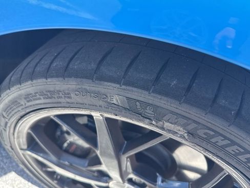 Used 2021 Chevrolet Corvette Stingray Premium Cpe w/ Z51 Performance Package RWD image 7