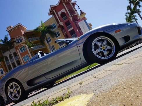 Used 2005 Ferrari 360 Spider RWD image 33