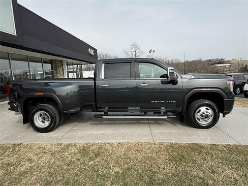 Used 2023 GMC Sierra 3500 Denali image 20