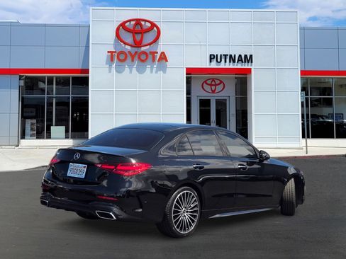 Used 2022 Mercedes-Benz C 300 Sedan image 4