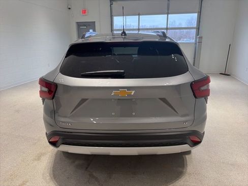 Certified 2024 Chevrolet Trax LT image 5
