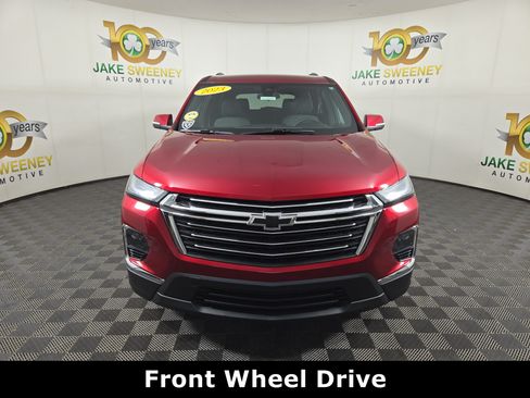 Certified 2023 Chevrolet Traverse LT FWD image 2