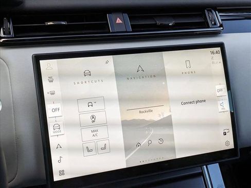 Used 2026 Land Rover Range Rover Velar Dynamic SE image 12