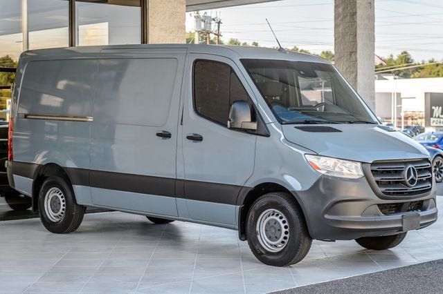 Used 2021 Mercedes-Benz Sprinter 2500 w/ Premium Package image 3