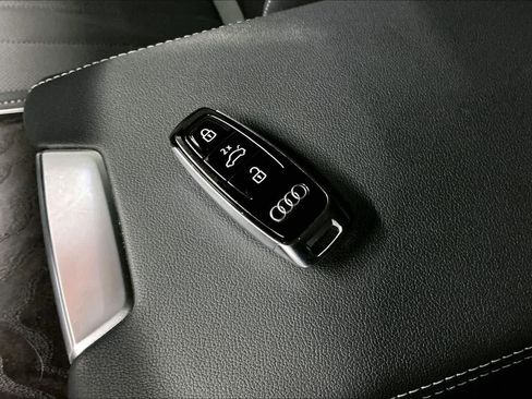 Used 2023 Audi A7 3.0T Premium Plus w/ Premium Plus image 13