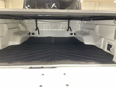 Certified 2024 Jeep Gladiator Rubicon w/ Convenience Group image 22